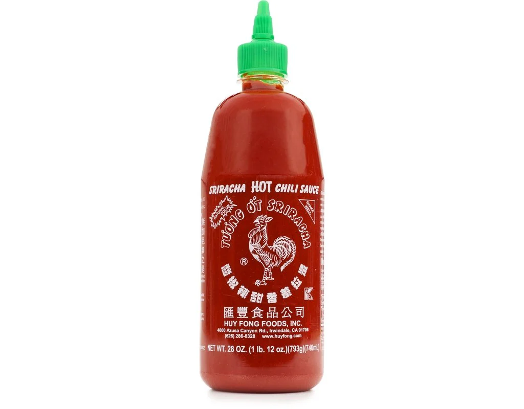 Huy Fong Sriracha Hot Chili Sauce (28 oz)